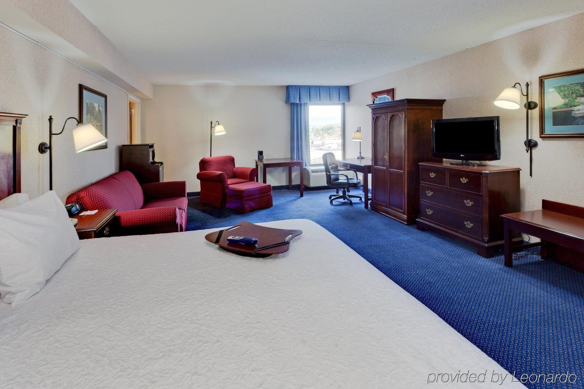 Hampton Inn Harrisonburg - University Δωμάτιο φωτογραφία